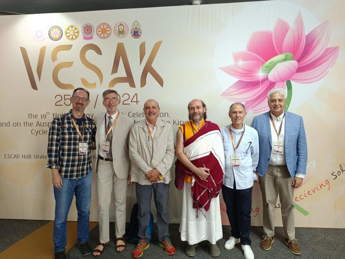 Com a delegação espanhola